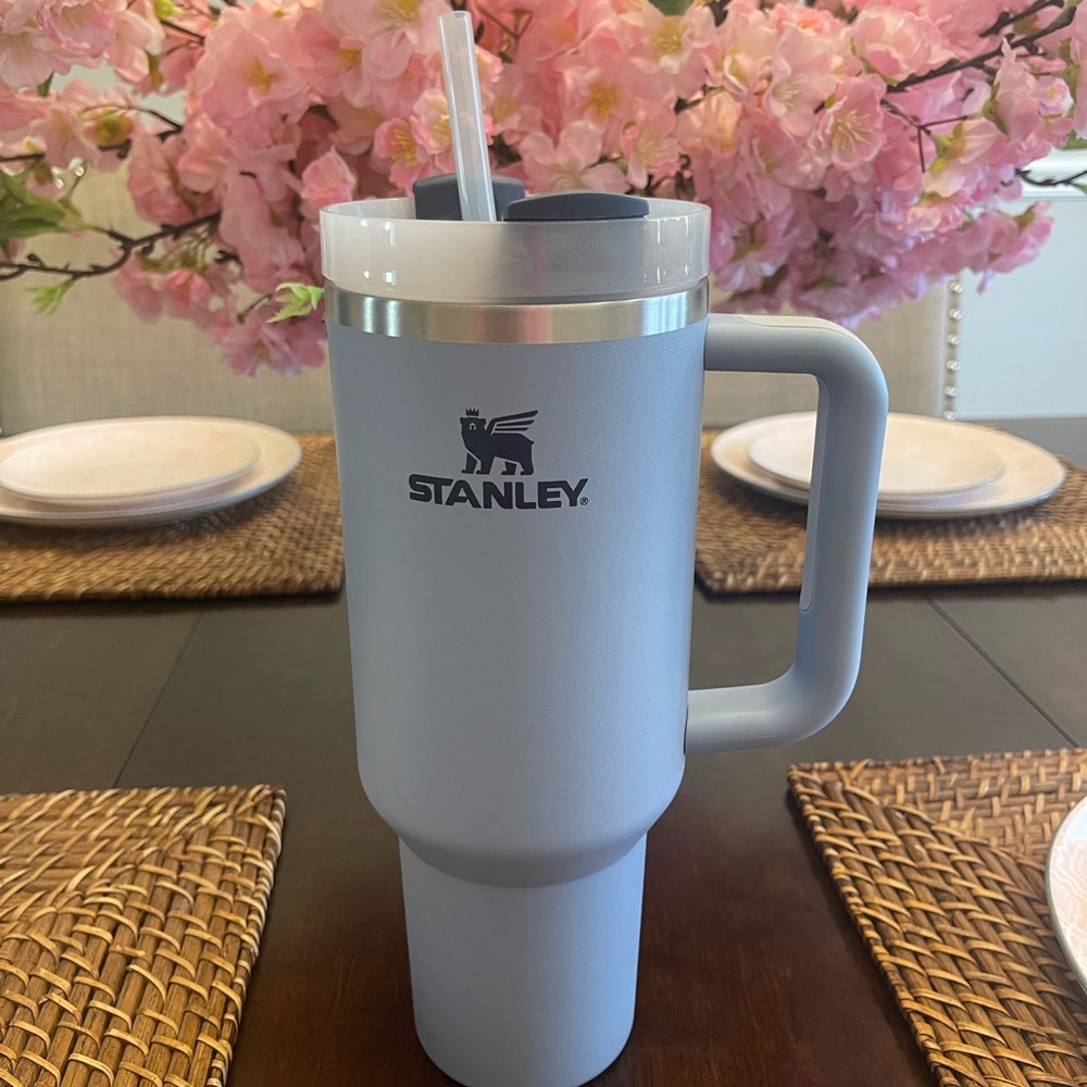 NWOT Stanley 40oz